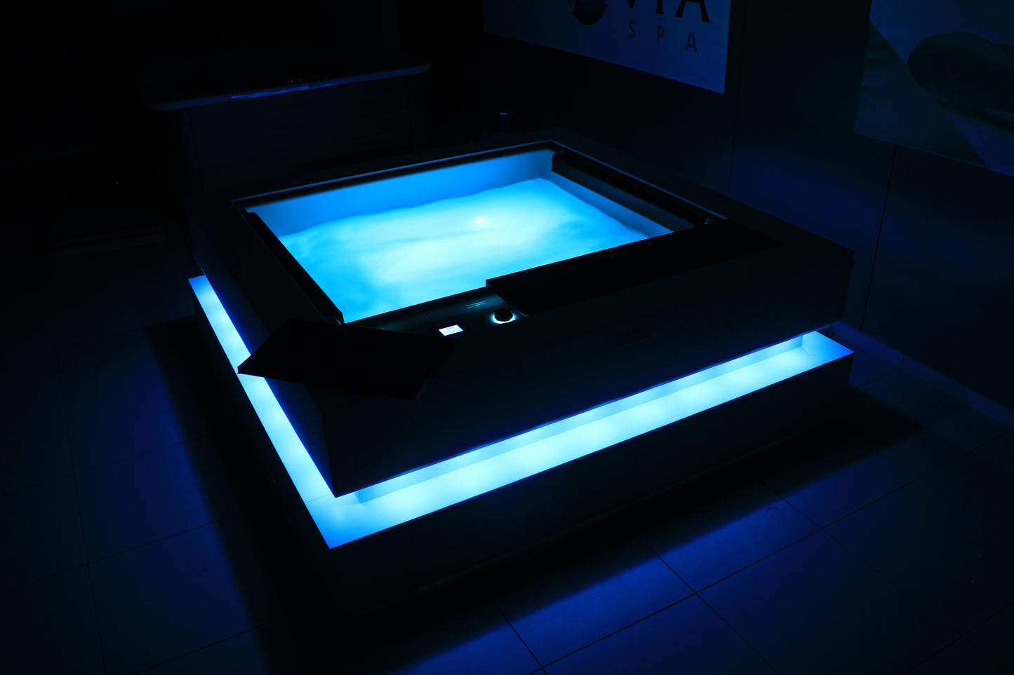 Aquavia Cube